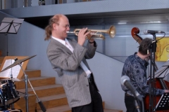 1000_2012-04-29_11-42-24
